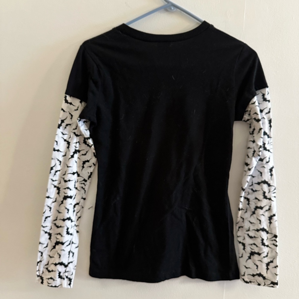 VTG Women's Mickey Mouse
Halloween T Shirt Top Long Sleeves size medium - Picture 5 of 5